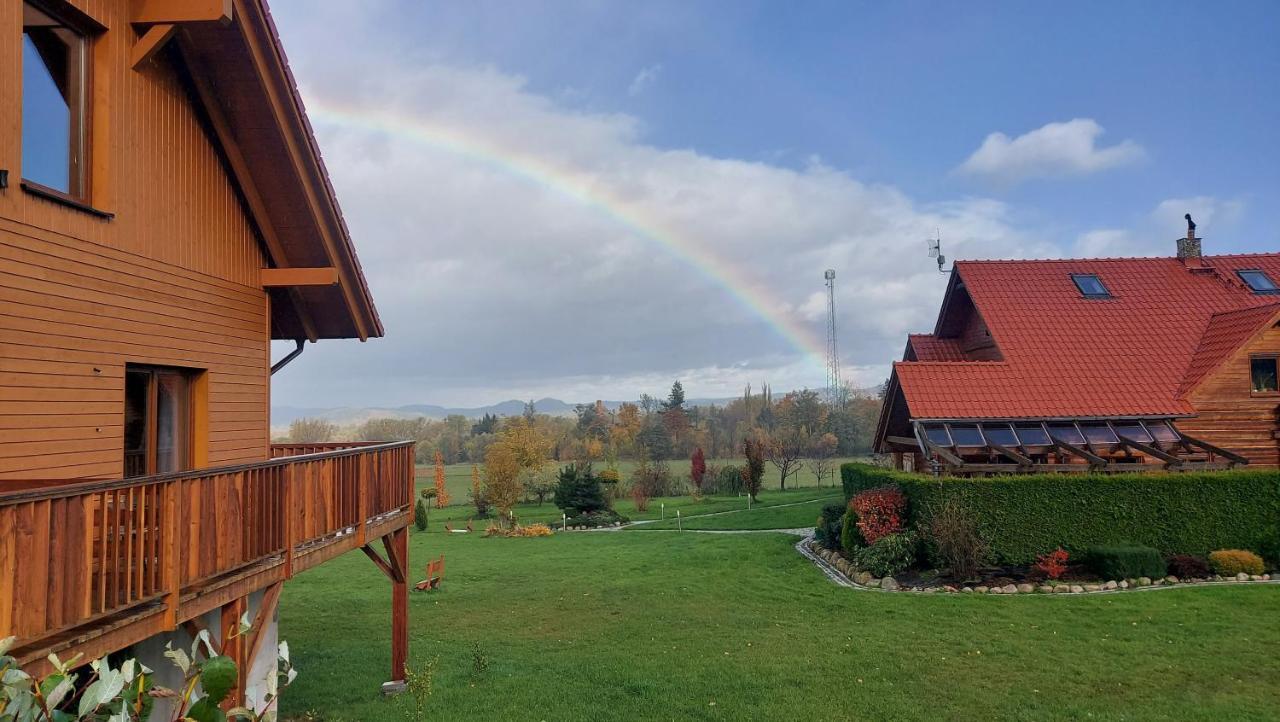 B&B Dom Z Bali Miłków エクステリア 写真